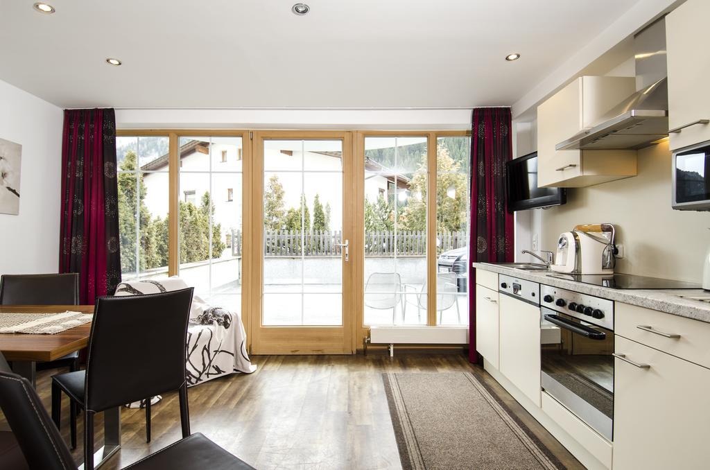 Ambiente Appartements イシュグル エクステリア 写真